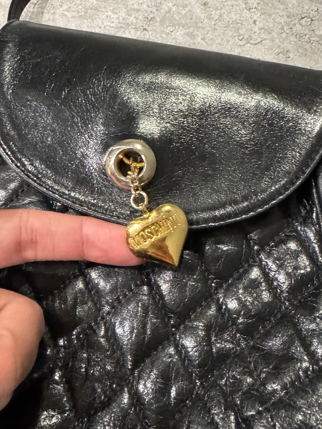 Moschino 모스키노 퀼팅 가죽 크로스백  상품이미지3