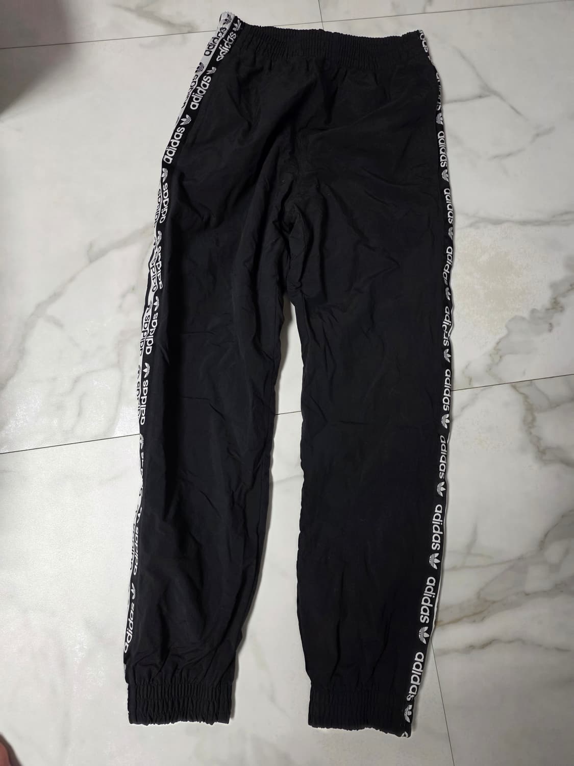 아디다스 트랙팬츠 XS 블랙 사이드로고 조거팬츠 상품이미지1