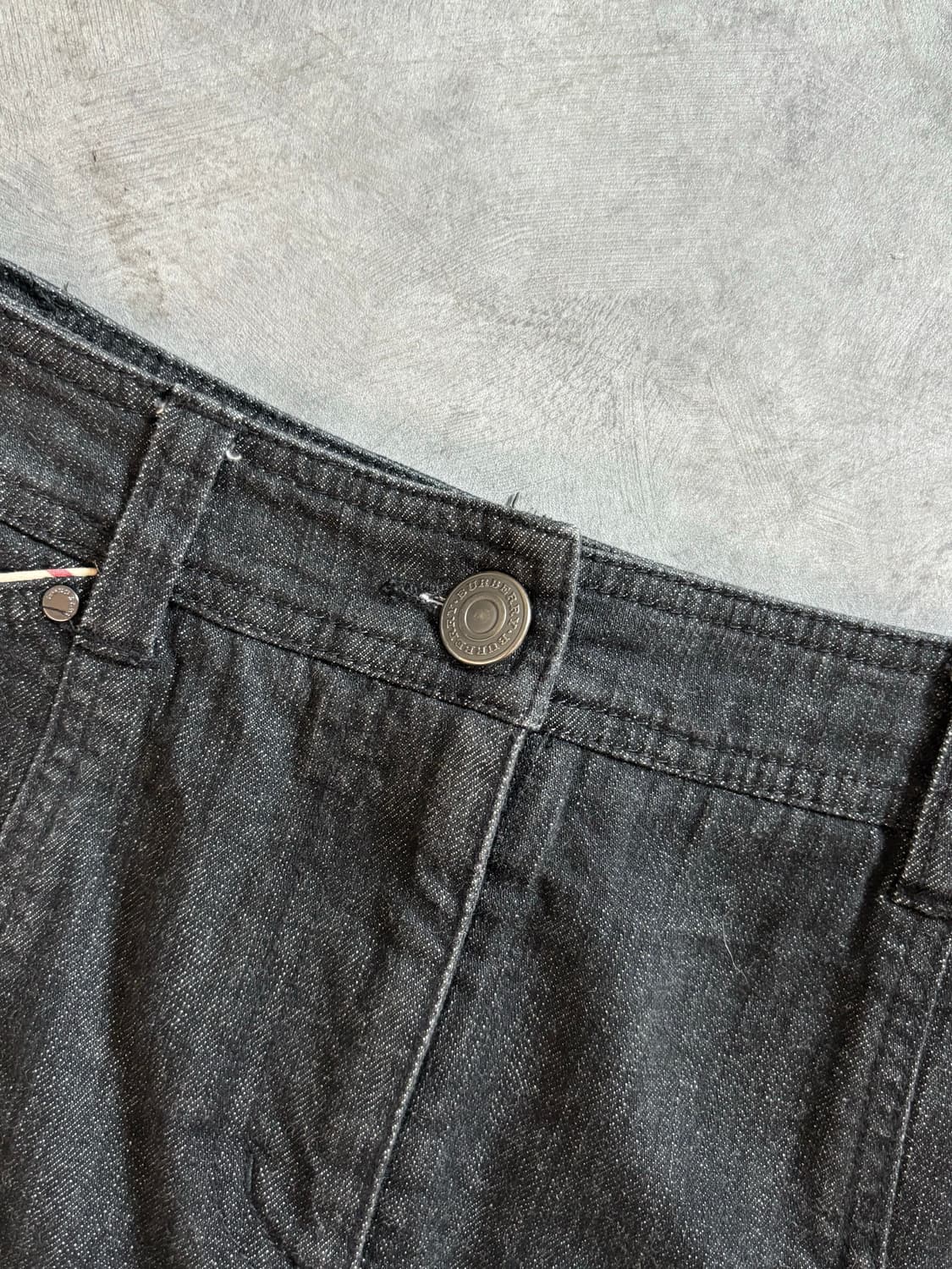 Burberry 버버리 블랙데님 미디 스커트 상품이미지4