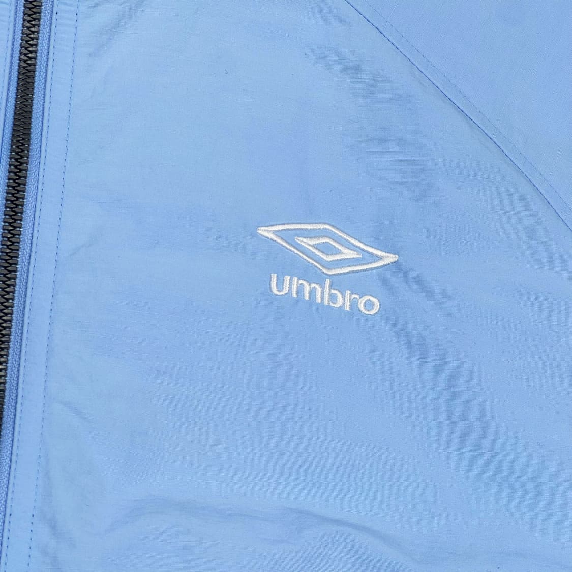 엄브로 백로고 자수 박시핏 바람막이  S 상품이미지4