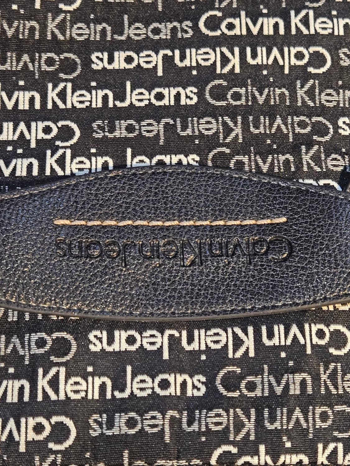 캘빈클라인 진스(Calvin Klein Jeans) 올오버 로고 토트백 상품이미지8
