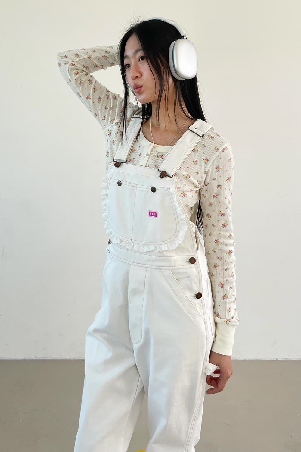 더러브컴즈 tlc 레이스 디테일 오버롤 M 새상품 상품이미지2