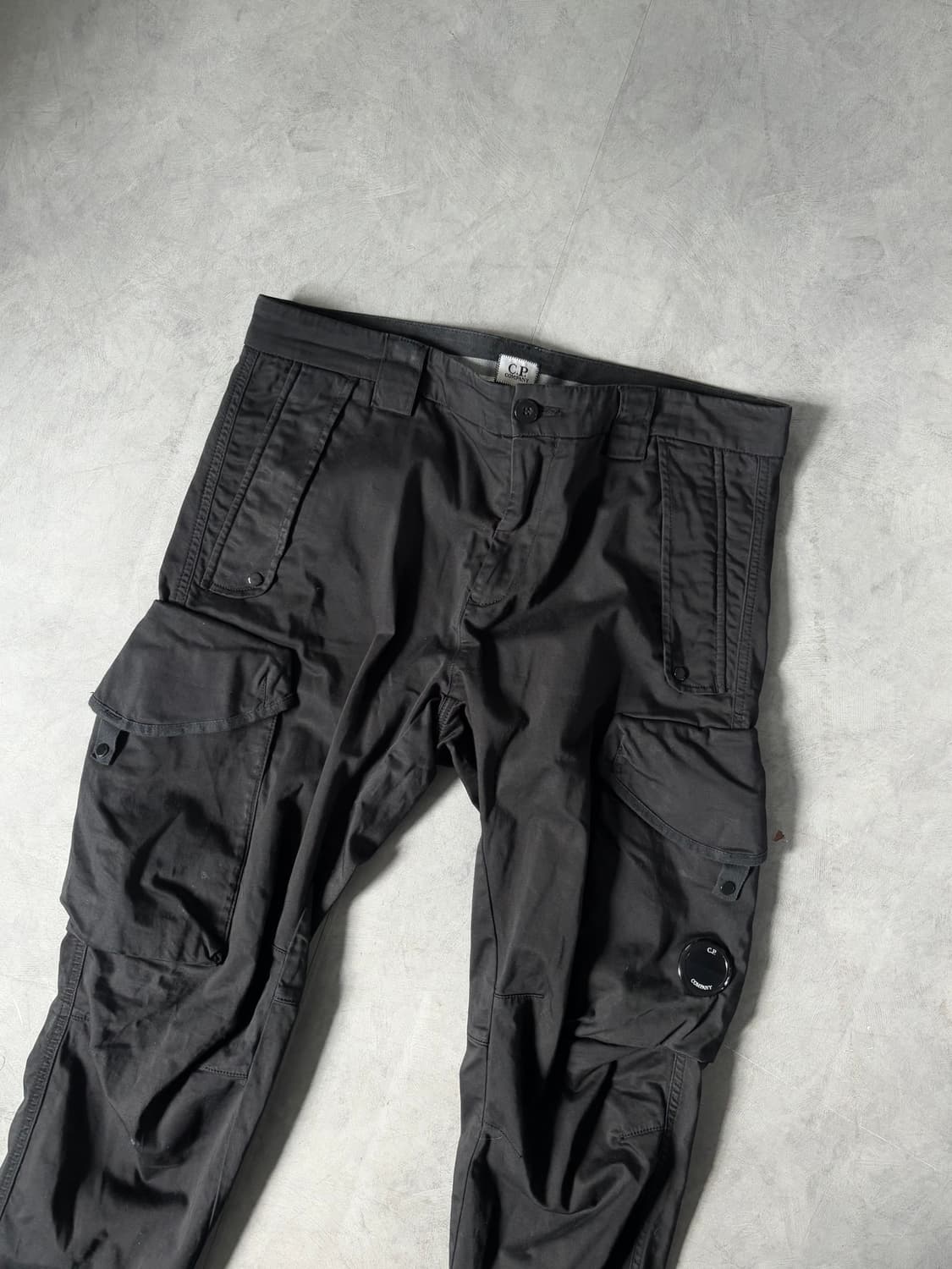 CP 컴퍼니 렌즈 와펜 카고 팬츠 상품이미지2