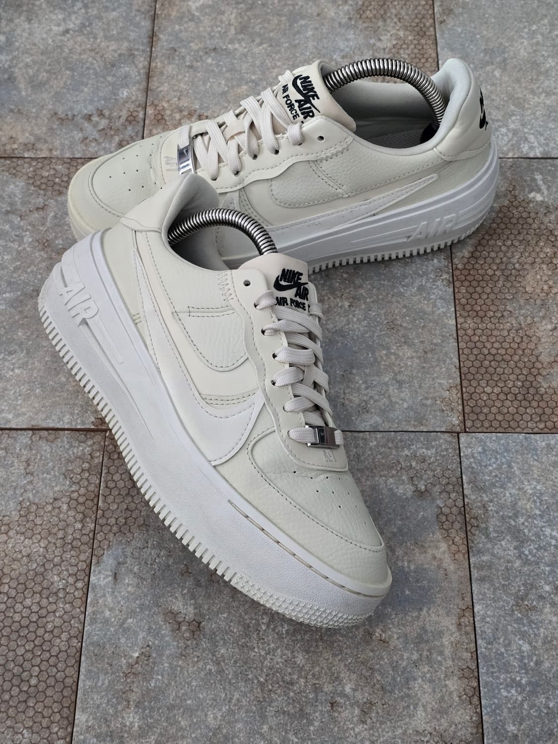(235)나이키 에어포스 1 플랫폼 베이지 상품이미지7