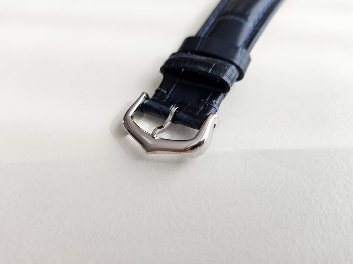 까르띠에 탱크 바스큘란트 스틸 미디움 상품이미지8