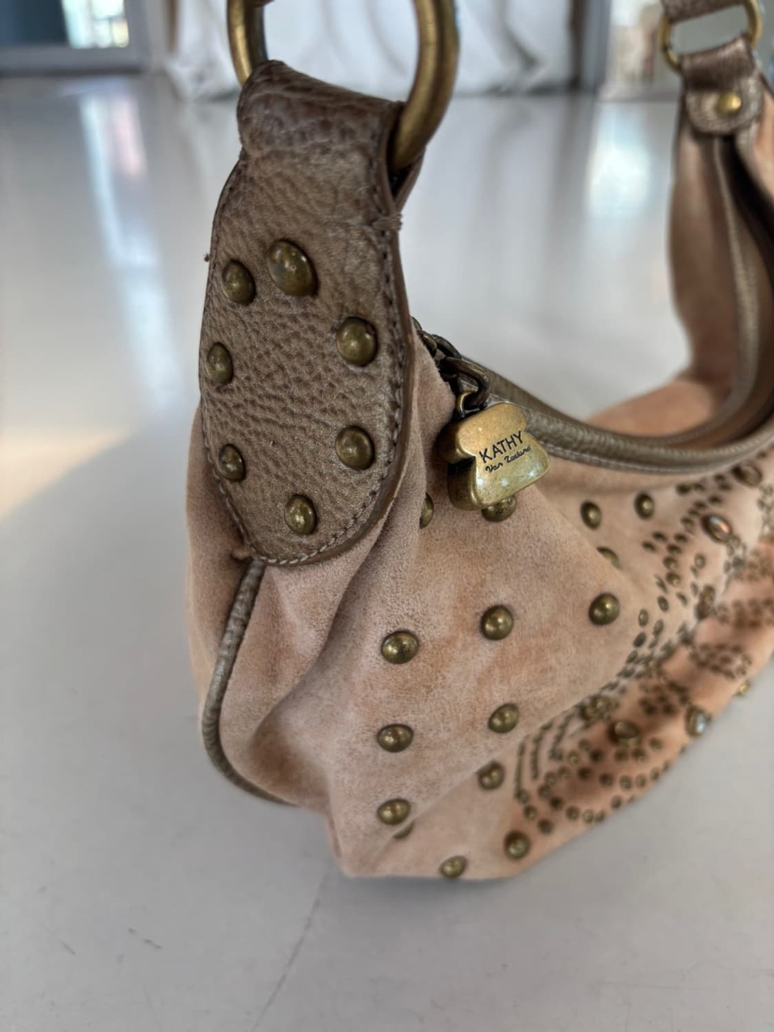 Kathy Van Zeeland Suede Bag 상품이미지4