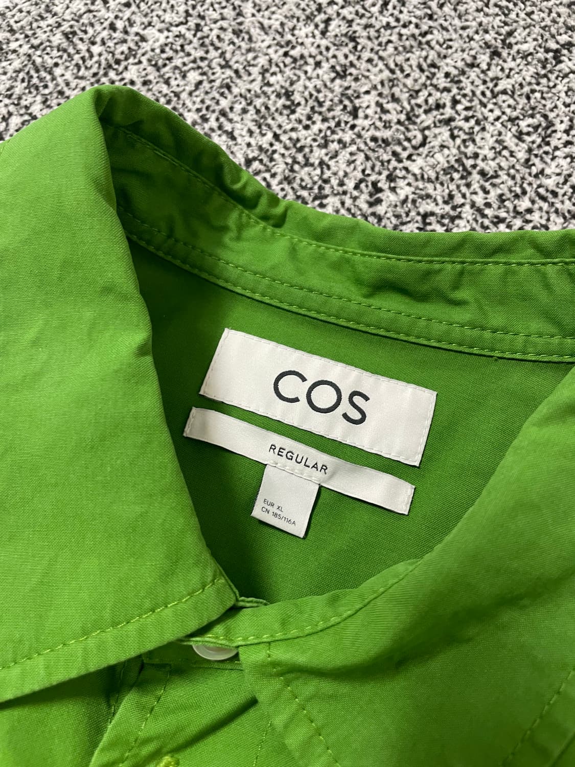 빈티지9. COS 코스 레귤러 핏 긴팔 셔츠 그린 상품이미지3