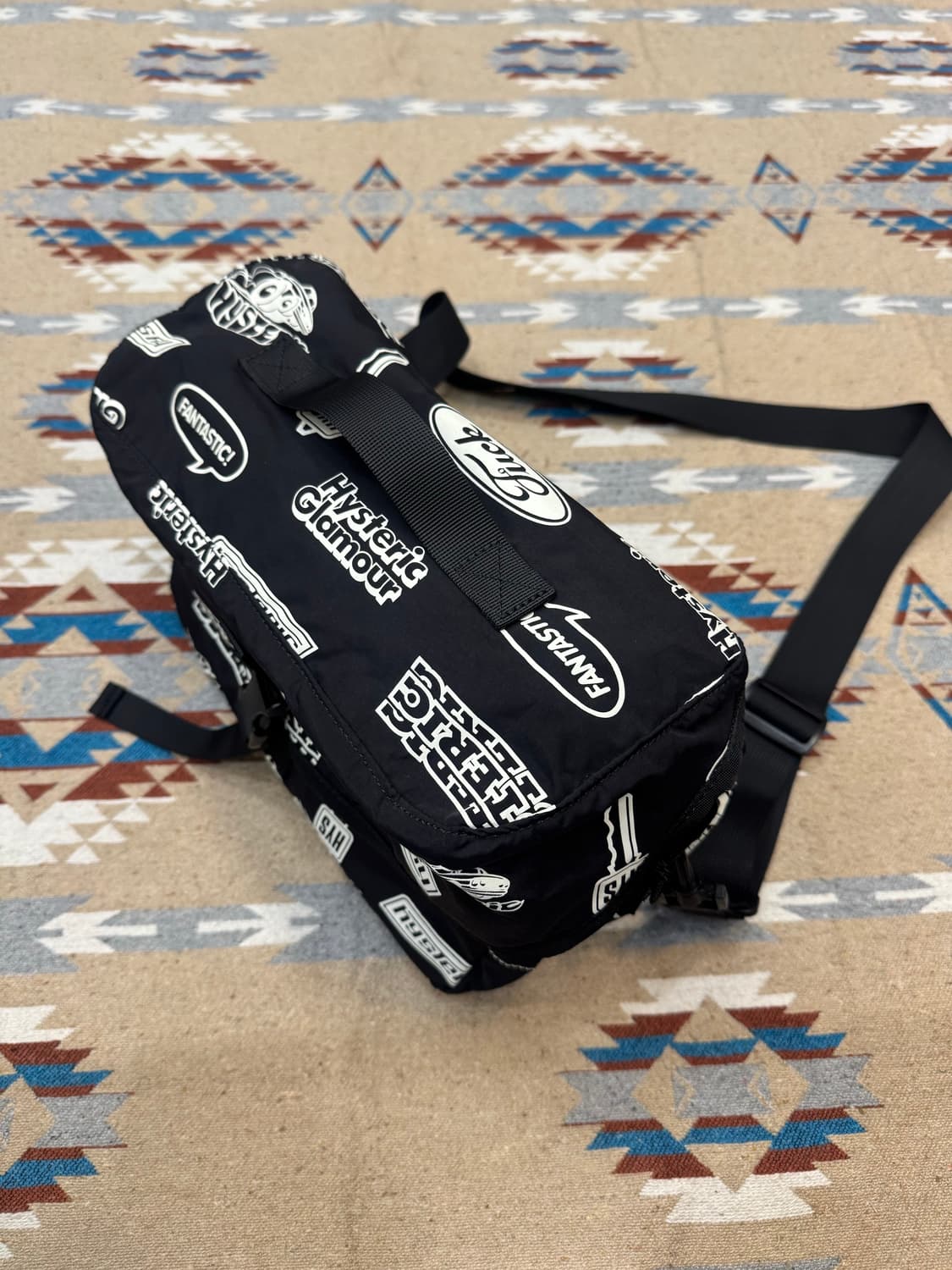 [OS] 히스테릭글래머 프린트 숄더백 블랙  상품이미지2