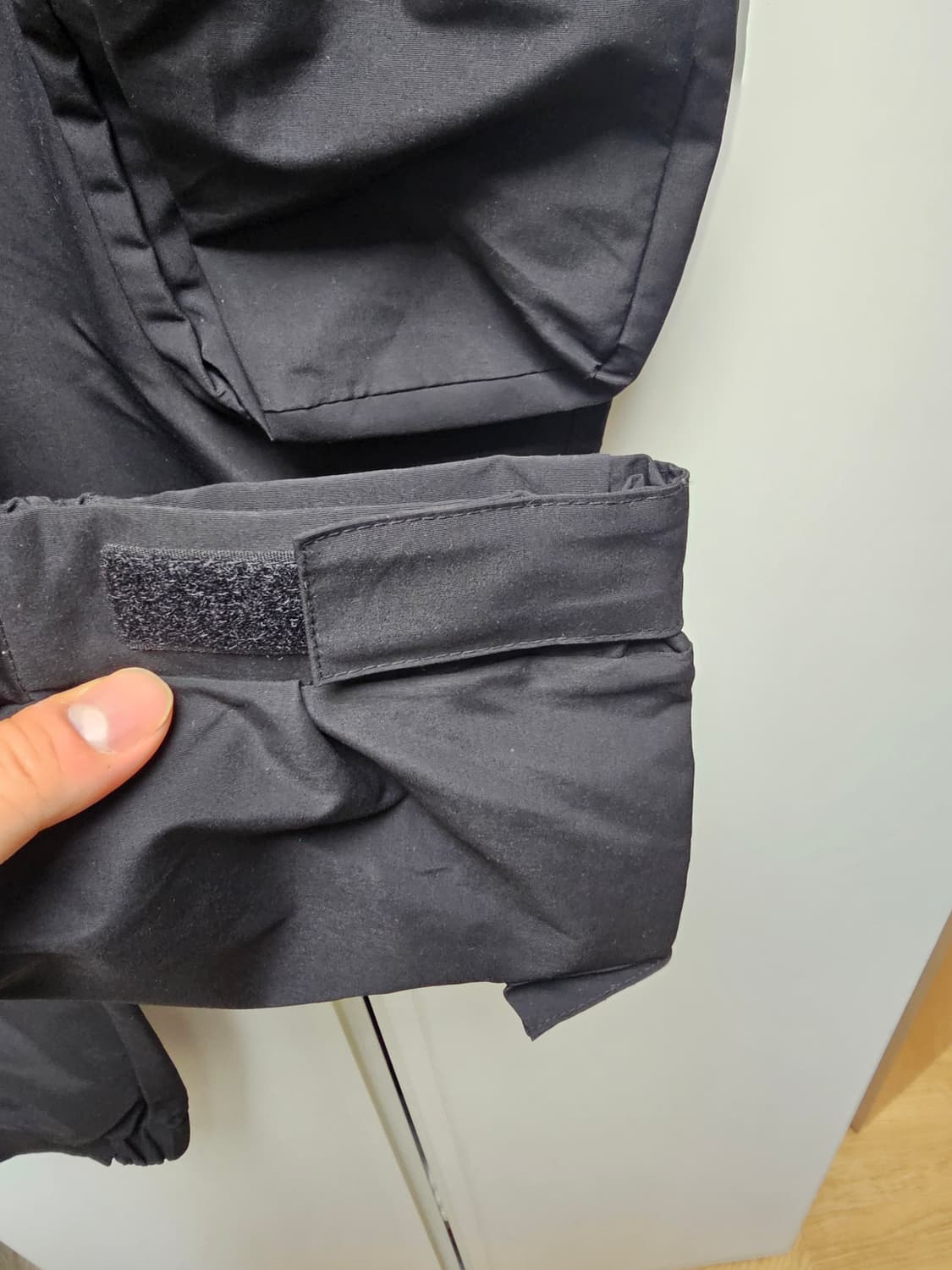 새상품 자라 테크니컬  카고 남성 블랙 팬츠 상품이미지4