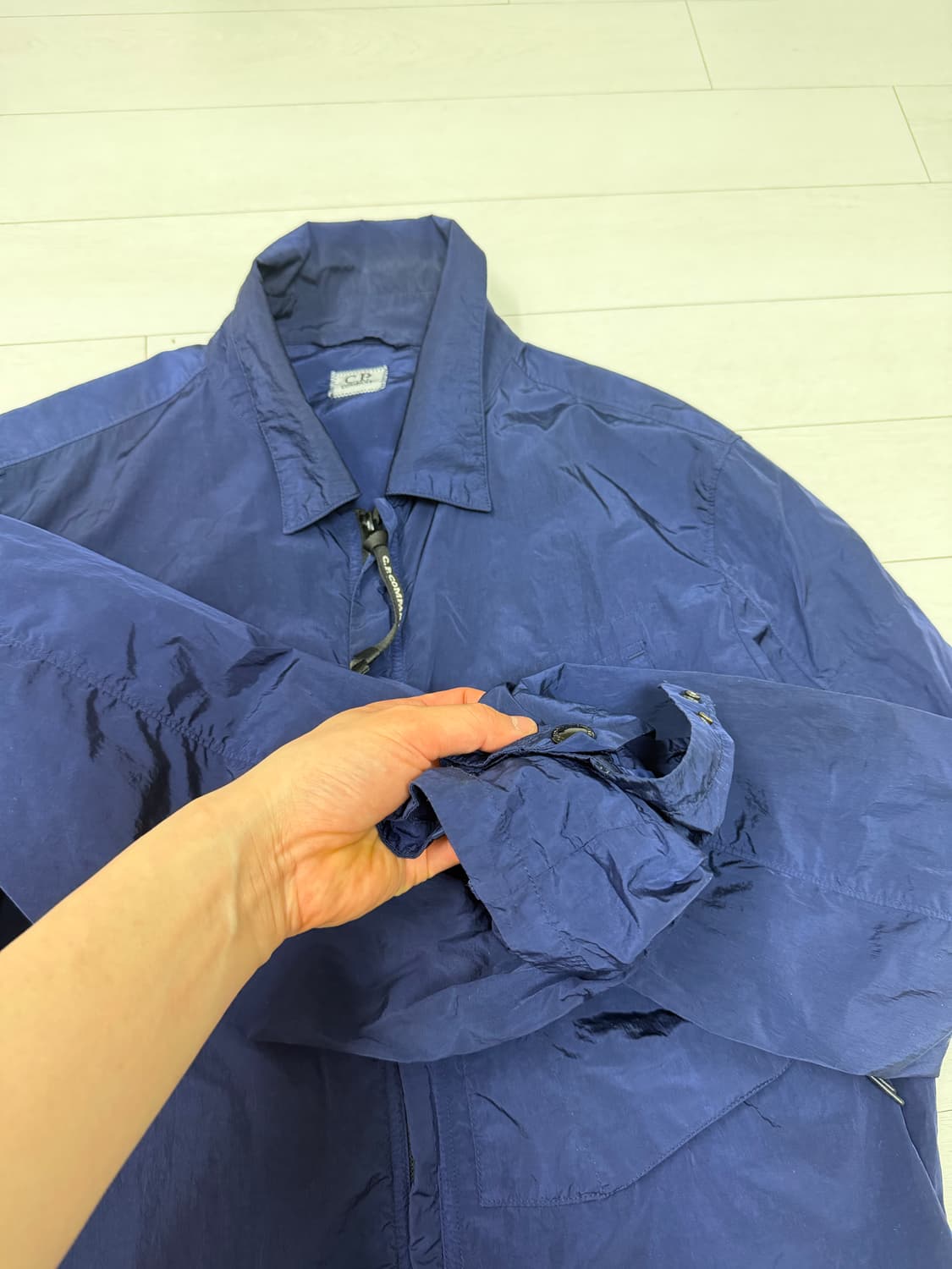 cp컴퍼니 크롬 자켓 L 사이즈   상태 9.0/10  색감이 실물이 진 상품이미지2