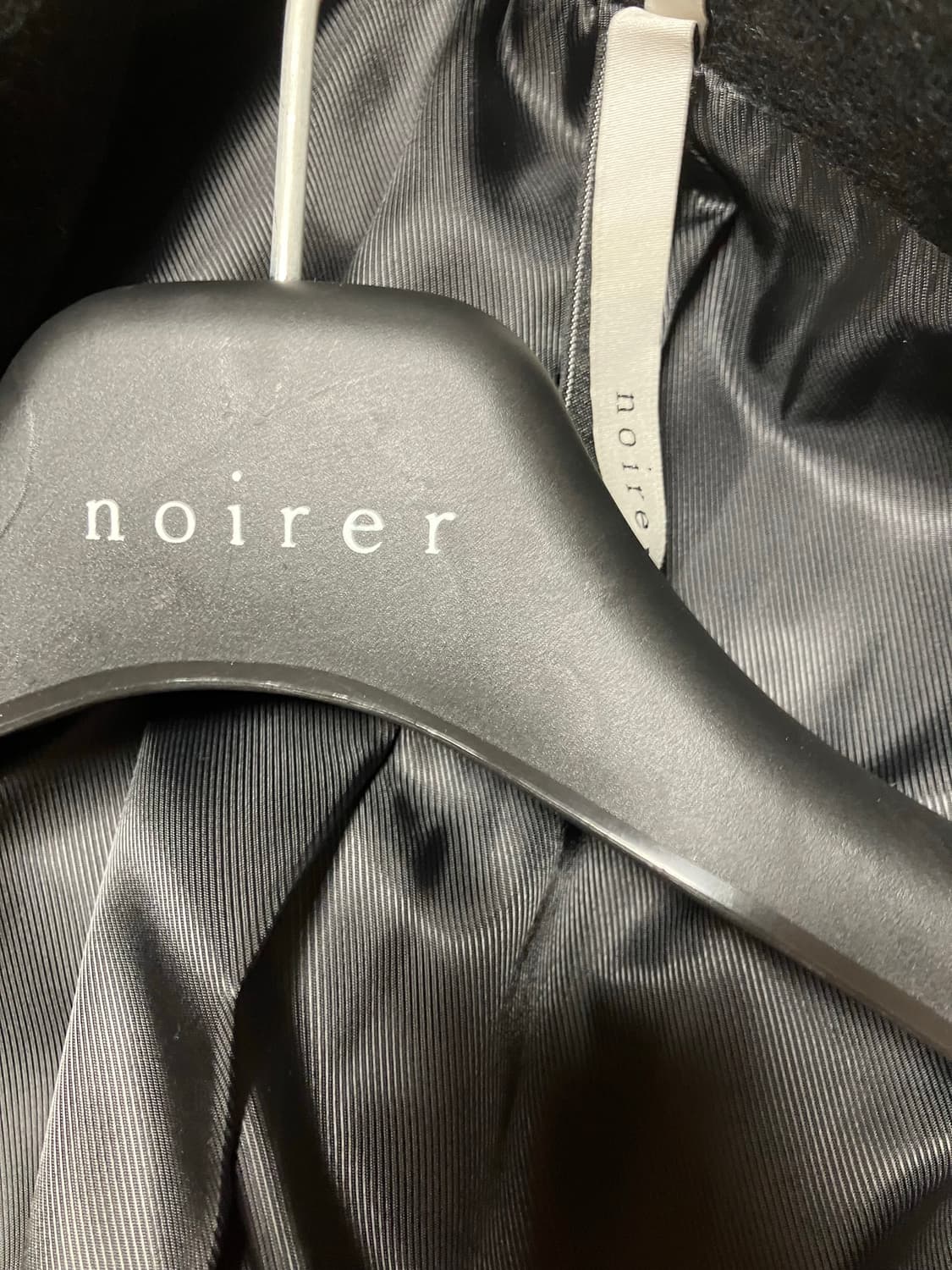 노이어 캐시미어 더블 브레스티드 코트 (블랙) 48사이즈 팔아요 상품이미지2