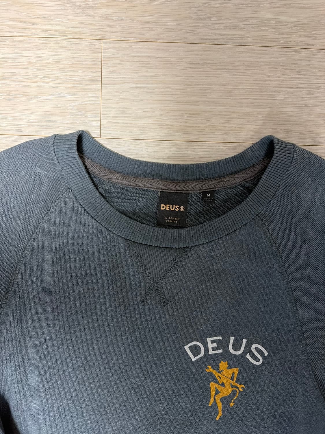 Devil Crew Sweatshirt Washed Black 상품이미지2