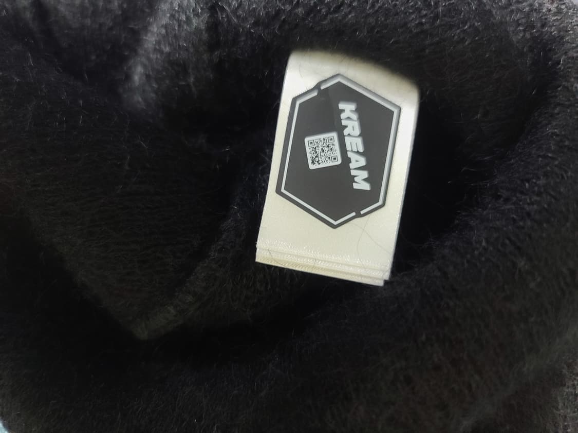 슈프림 24fw 모헤어 블랙 비니 상품이미지3