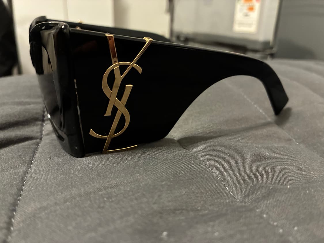 입생로랑 선글라스 상품이미지2