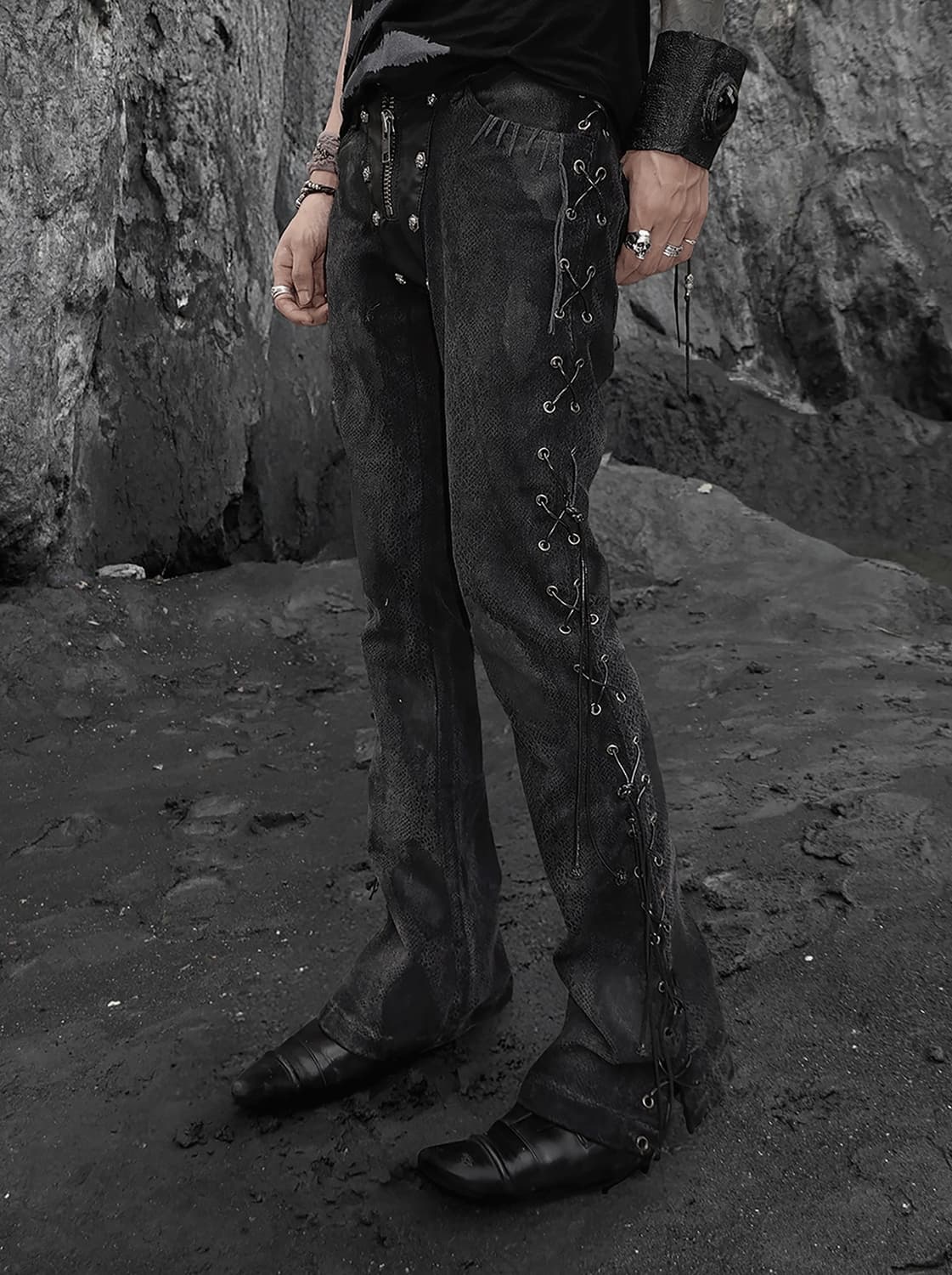 The space between US flared lace jeans 상품이미지1