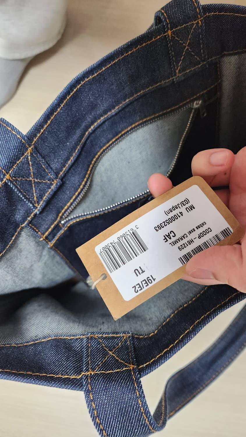 아페쎄 악셀 토트백 상품이미지3