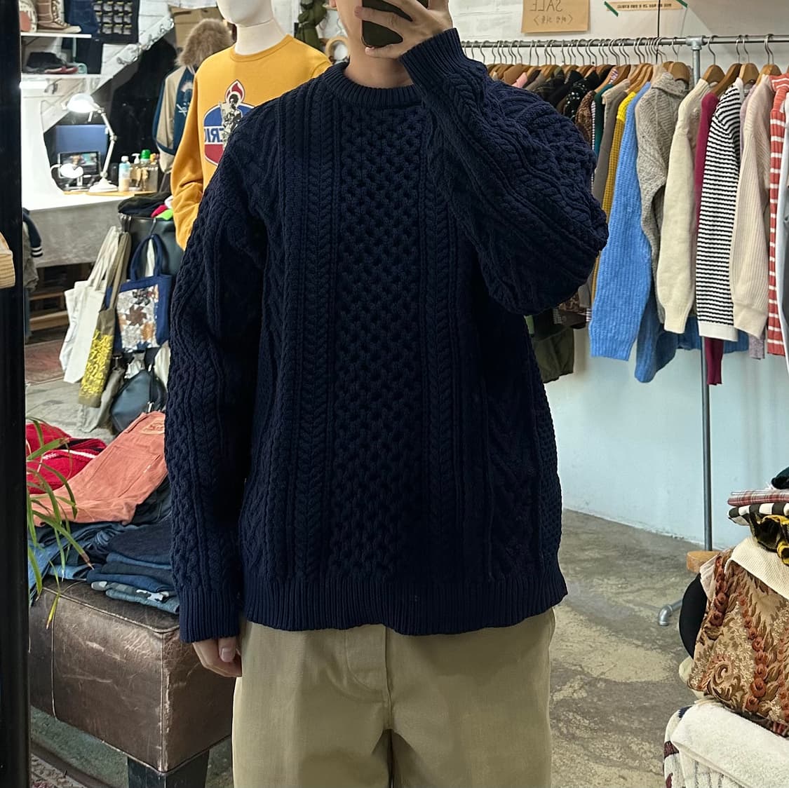 (착용컷) a.v.v 피셔맨 니트 (남성용 105) 상품이미지3