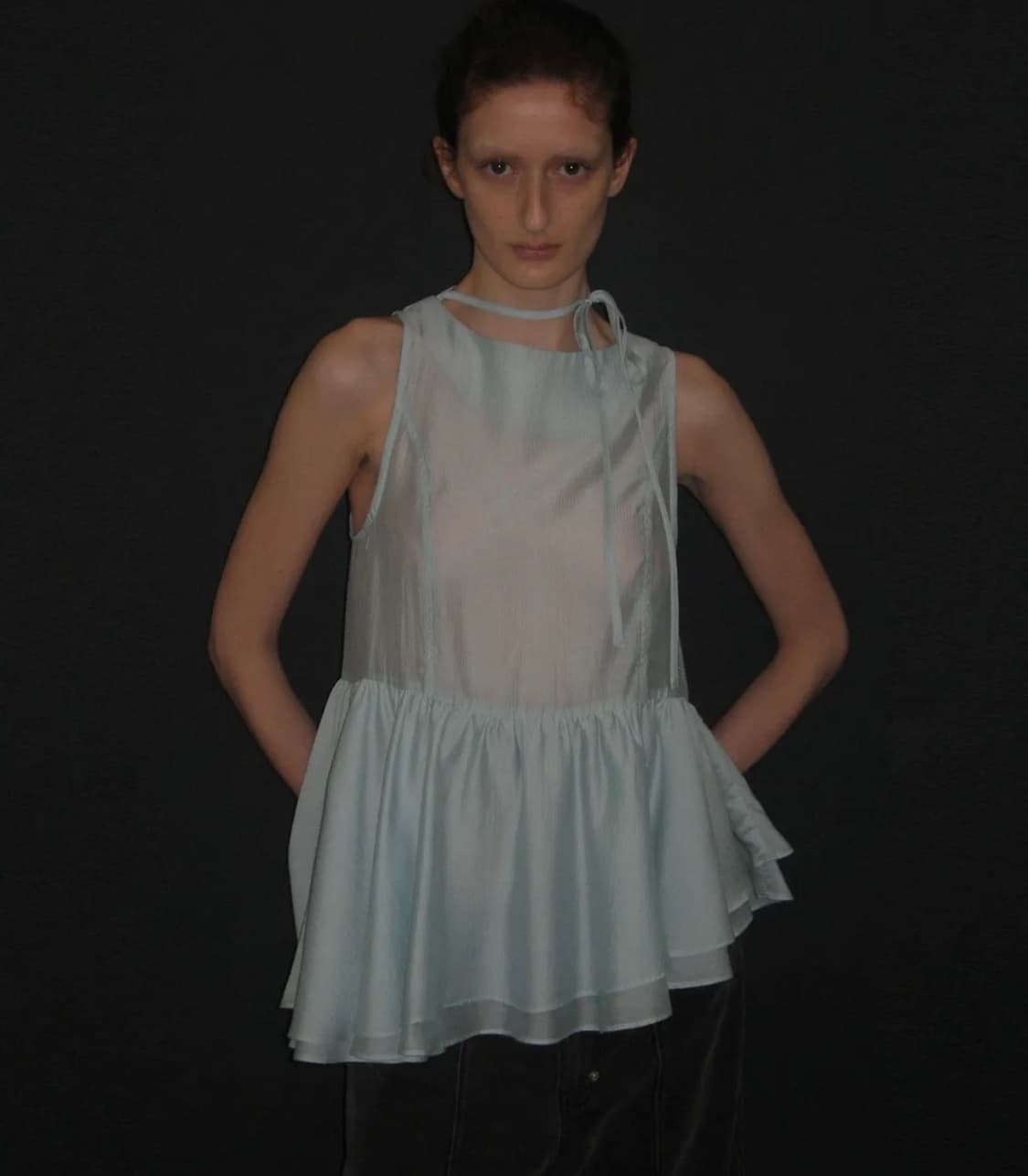 파르티멘토우먼 타이넥 프릴 셔링 블라우스 스카이 민트 상품이미지3