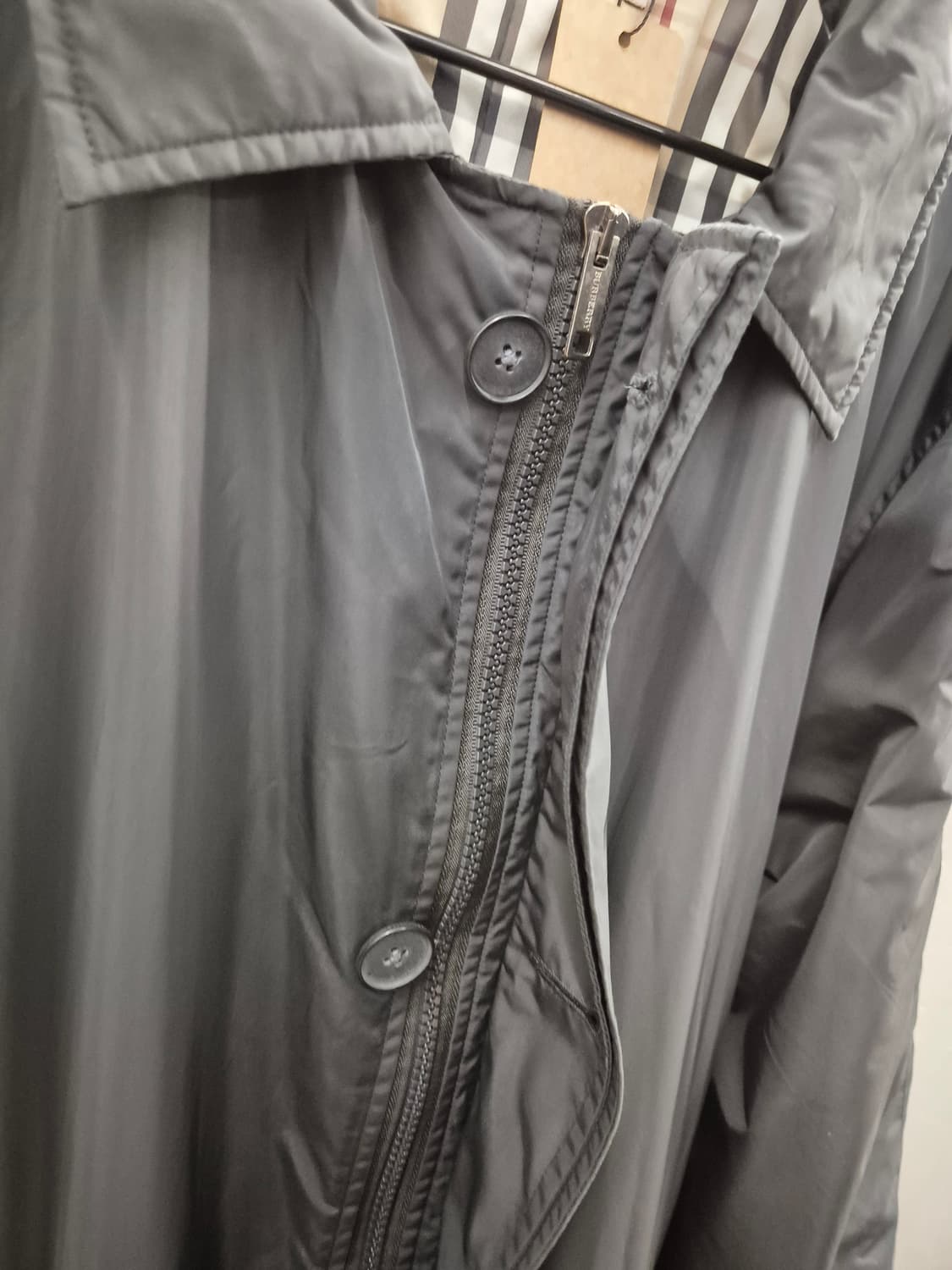 버버리 블랙 체크 안감 코트 L 상품이미지4