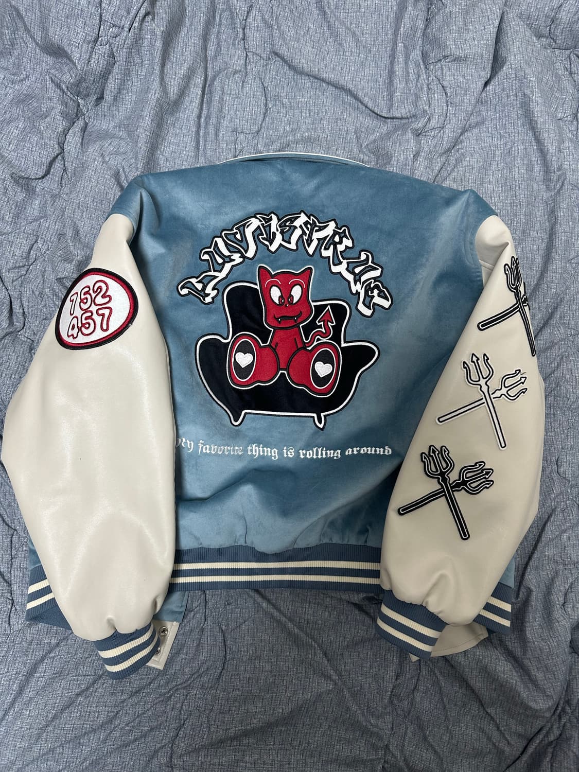 러브이즈트루 바시티 상품이미지2