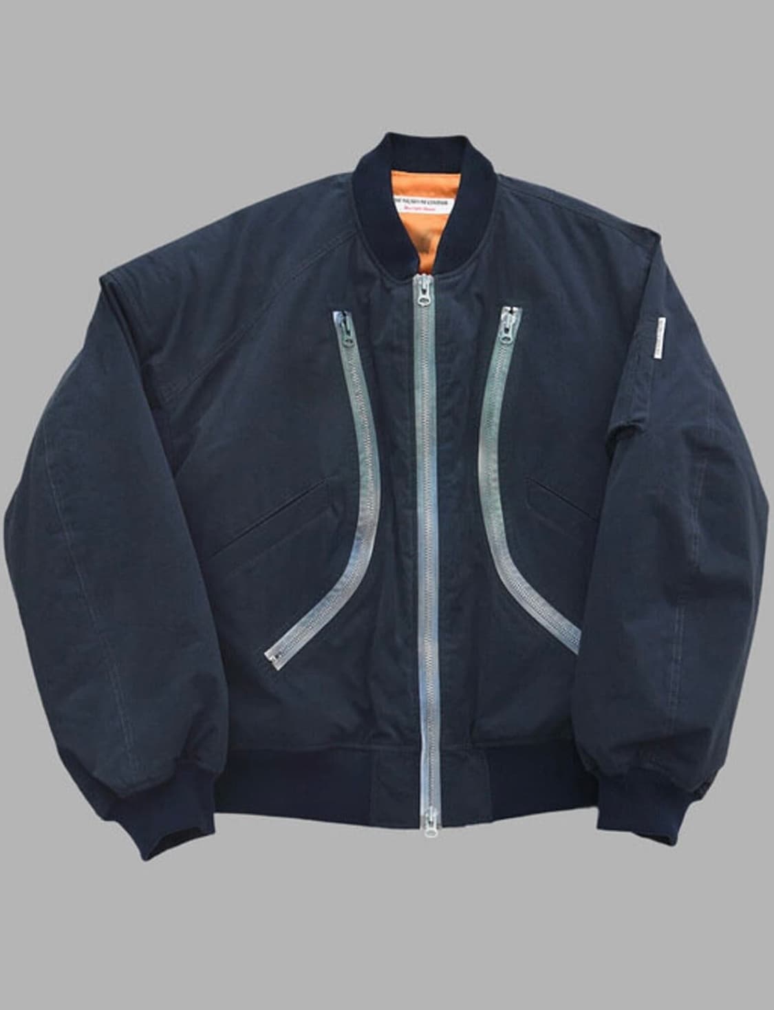 더뮤지엄비지터 MA-1 상품이미지1