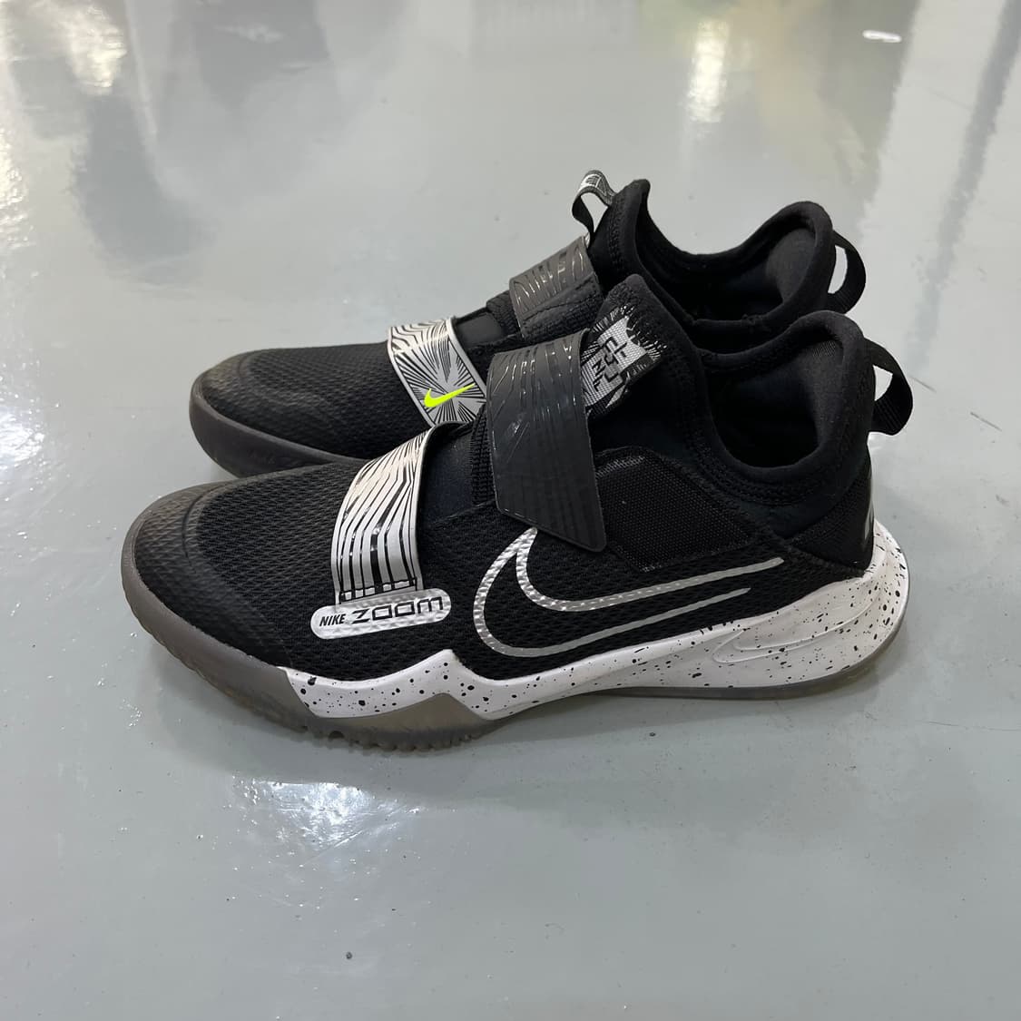 235 나이키 여성 줌플라이트 운동화 0406M 상품이미지4