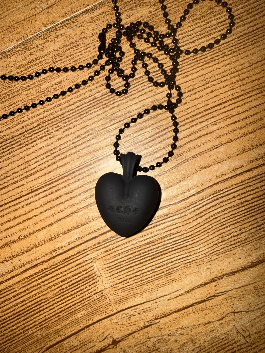 크롬하츠 하트 실리콘 목걸이 블랙 상품이미지2