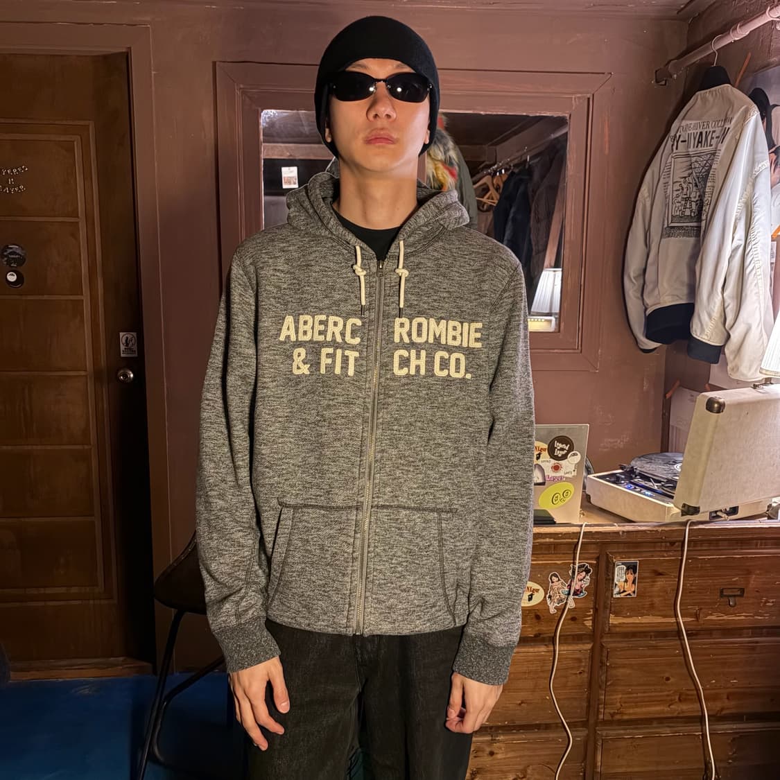 ABERCROMBIE & FITCH ZIP UP HOODIE GRAY 상품이미지3