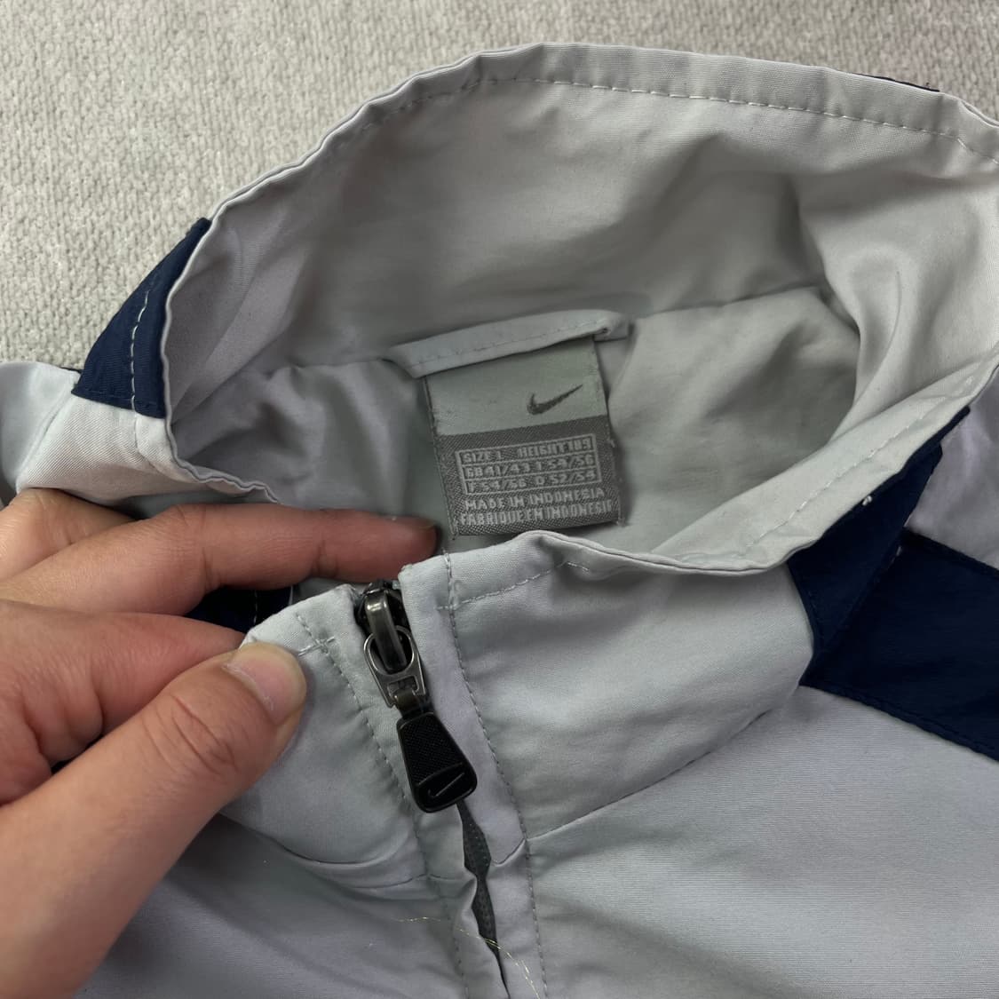 100 나이키 00s 올드스쿨 스우시 바람막이 자켓 상품이미지3