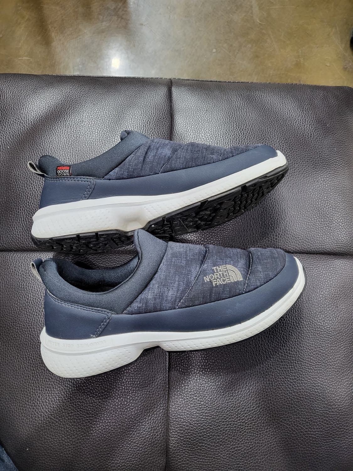 노스페이스 구스다운 슈즈 상품이미지2
