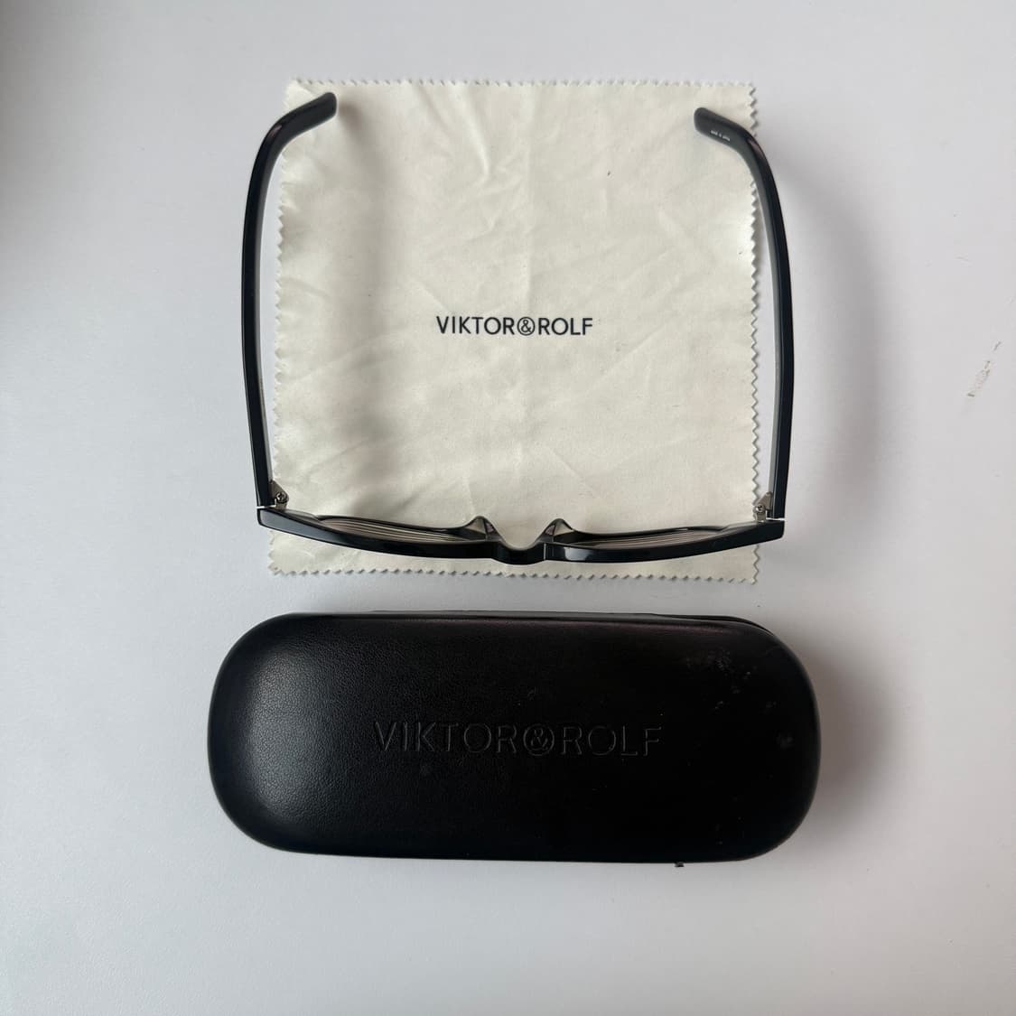 🕶️ 빅터앤롤프 70-0004 상품이미지8