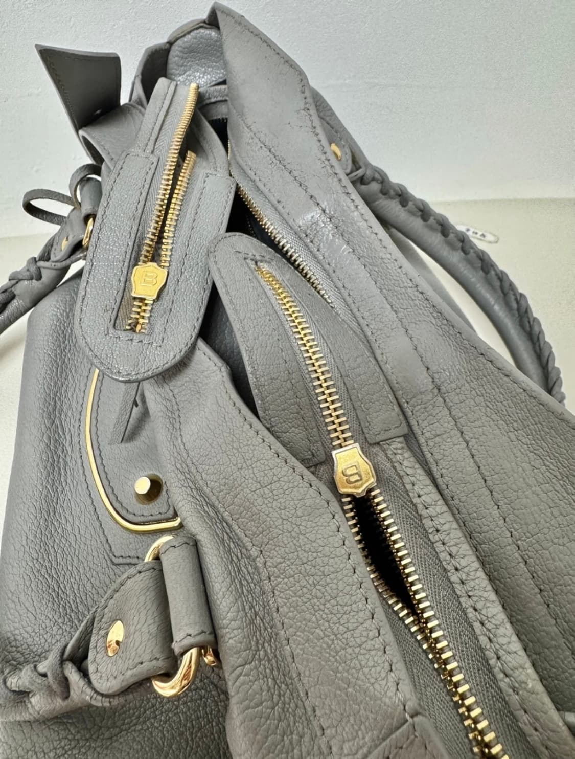 [정품] 발렌시아가 클래식 시티 모터백 그레이 (숄더스트랩 포함) 상품이미지5