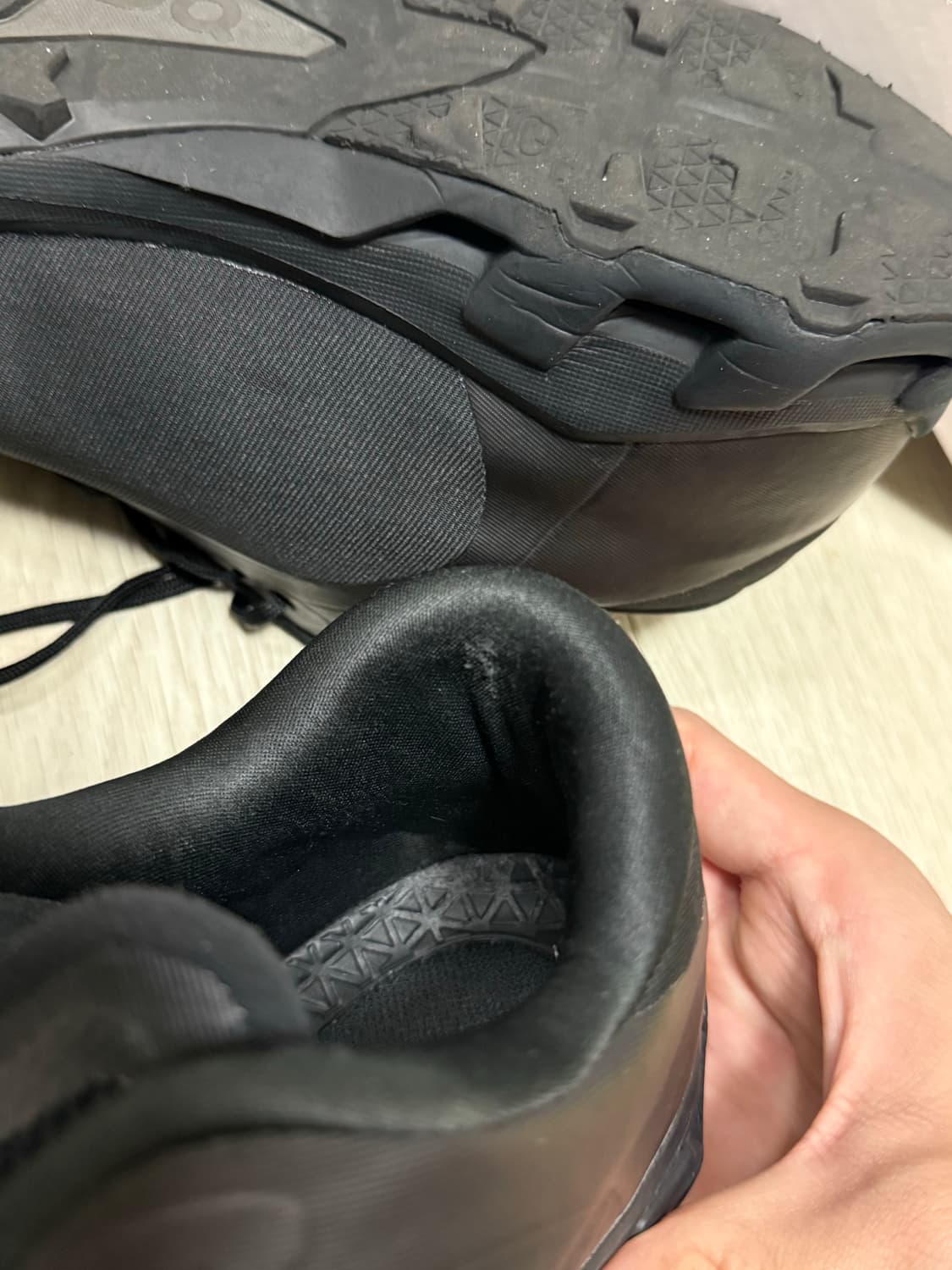 [270] 온파프 클라우드벤쳐 피크 올 블랙 상품이미지5