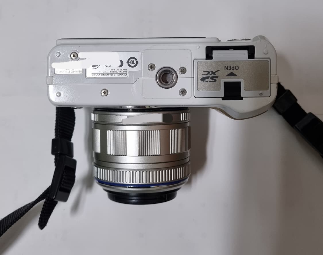 올림푸스 미러리스 카메라 E-PL2 와 14-42mm 렌즈 팝니다. 상품이미지5