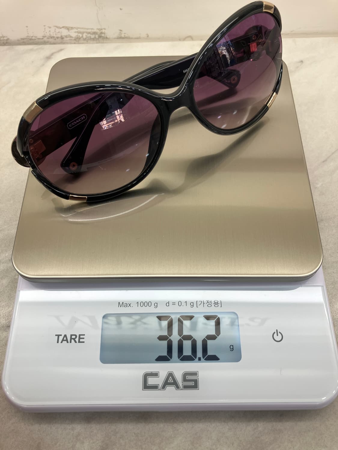 코치 COACH 퍼플 틴트 오벌 선글라스(36g) 상품이미지10