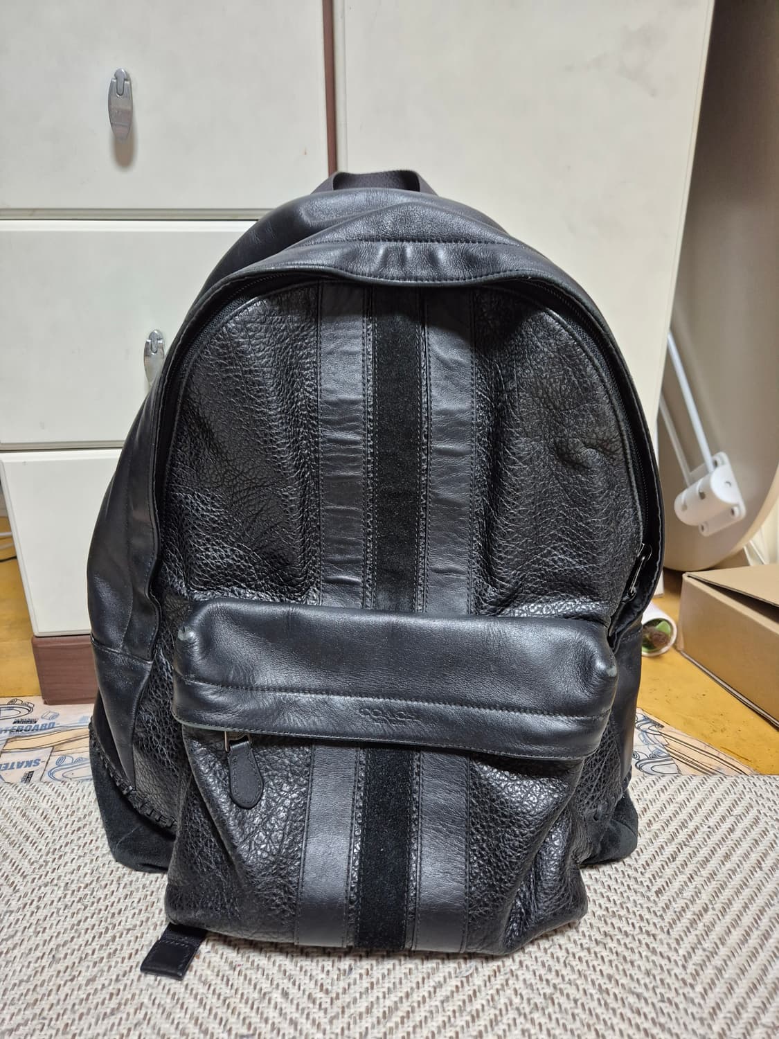 코치 블랙 가죽 백팩 상품이미지1