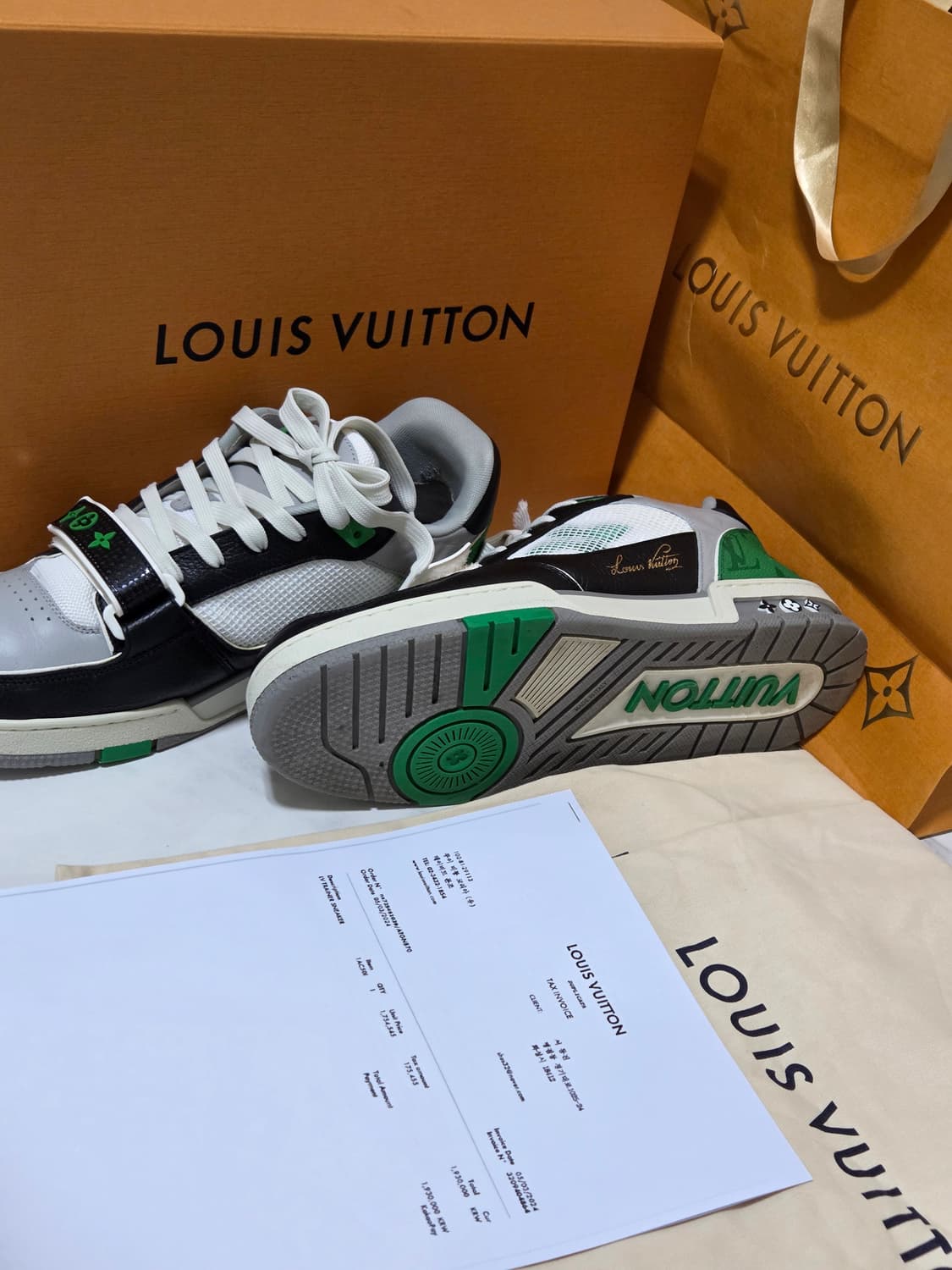 루이비통 벨크로 트레이너 스니커즈 9.5 Size 상품이미지1