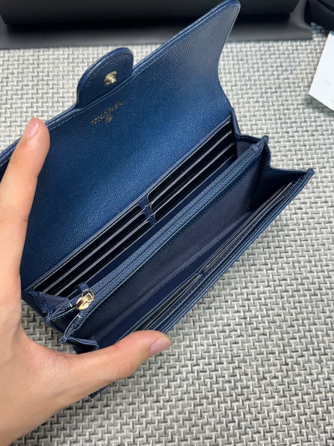 샤넬 27번대 금장 장지갑 상품이미지5