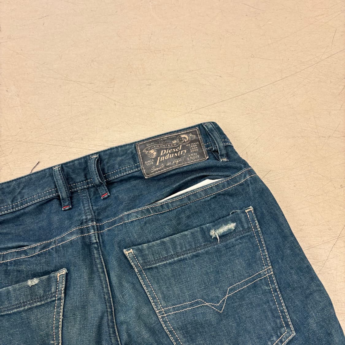 디젤 워싱 데미지 데님 팬츠 상품이미지2