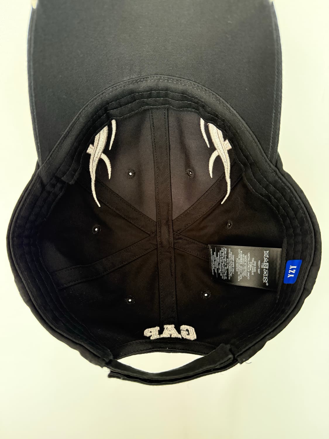 Yeezy Gap 엔지니어드 바이 발렌시아가 플레임 캡 블랙 상품이미지3