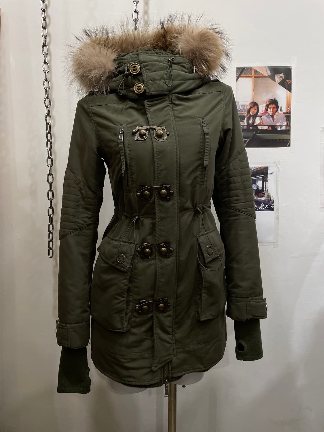 sly 슬라이 밀리터리 버클 워머 퍼 후드 카키 파카 y2k 갸루 상품이미지1