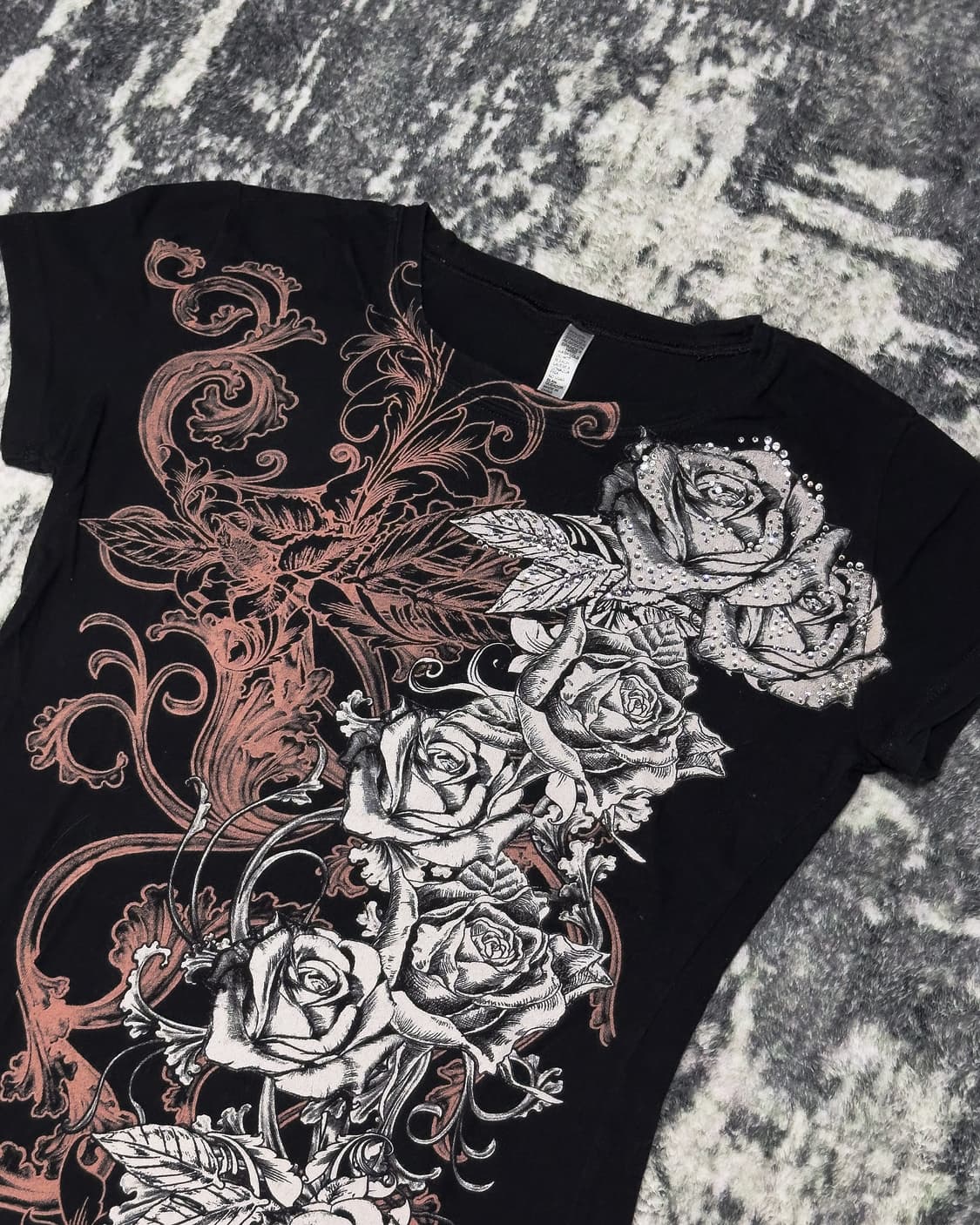 {Unknown} Rose Arabesque Graphic Tee  상품이미지5