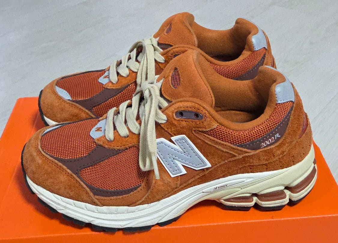 뉴발란스 2002r 러스트 옥사이드  상품이미지2