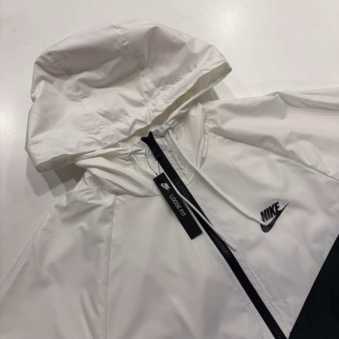 [S] 나이키 NSW 윈드러너 바람막이 화이트/블랙 후드집업 C178 상품이미지3