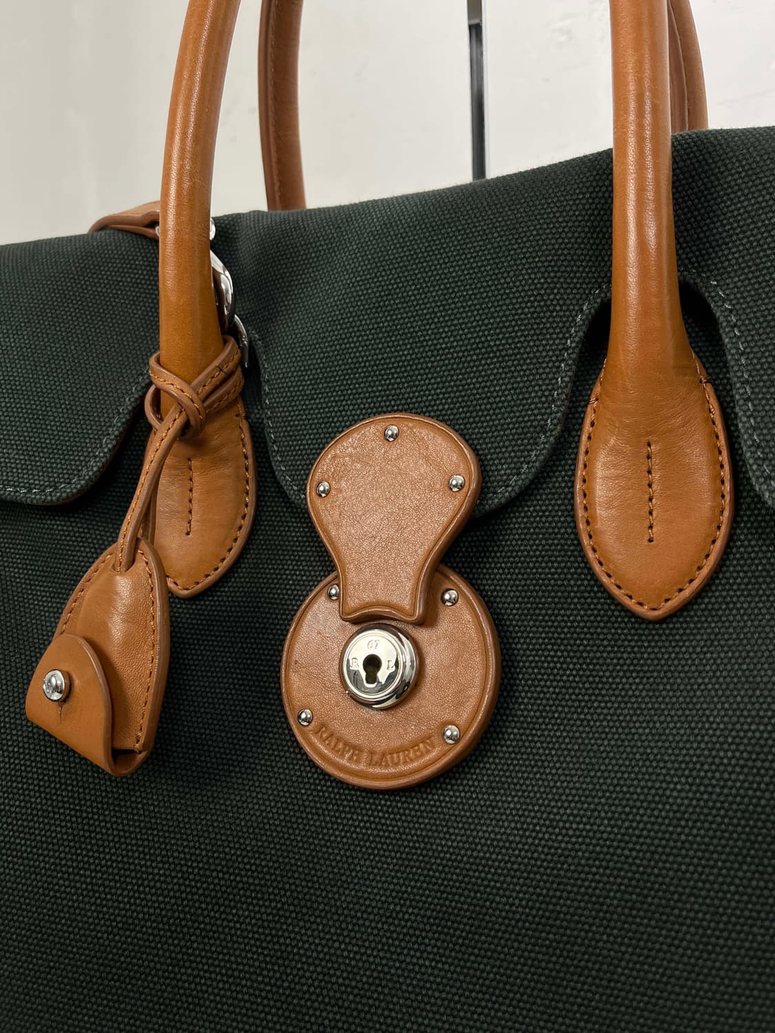 폴로 랄프로렌 컬렉션 카프스킨 소프트리키 33 캔버스 쿠퍼백 숄더 토트백 상품이미지4