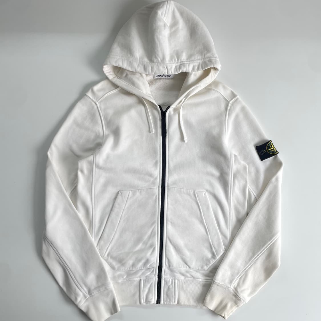 Stone Island  스톤 아일랜드 와펜 코튼 후드집업 상품이미지1