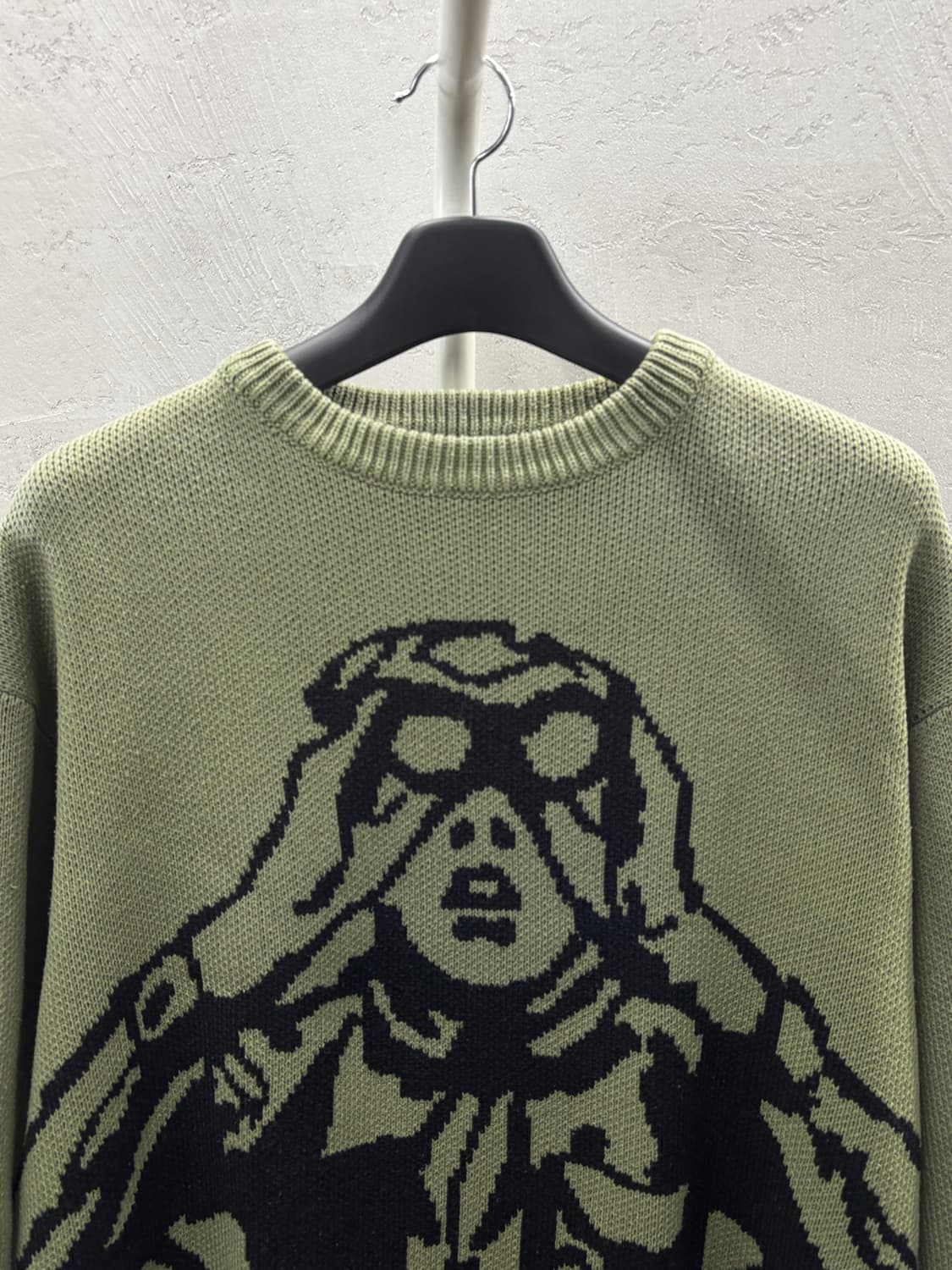 Critic 올리브색 그래픽 니트 M 상품이미지3