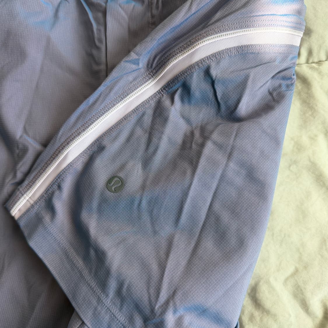 룰루레몬 페이스 브레이커 남성 5인치 m 사이즈 새상품 판매합니다. 상품이미지3