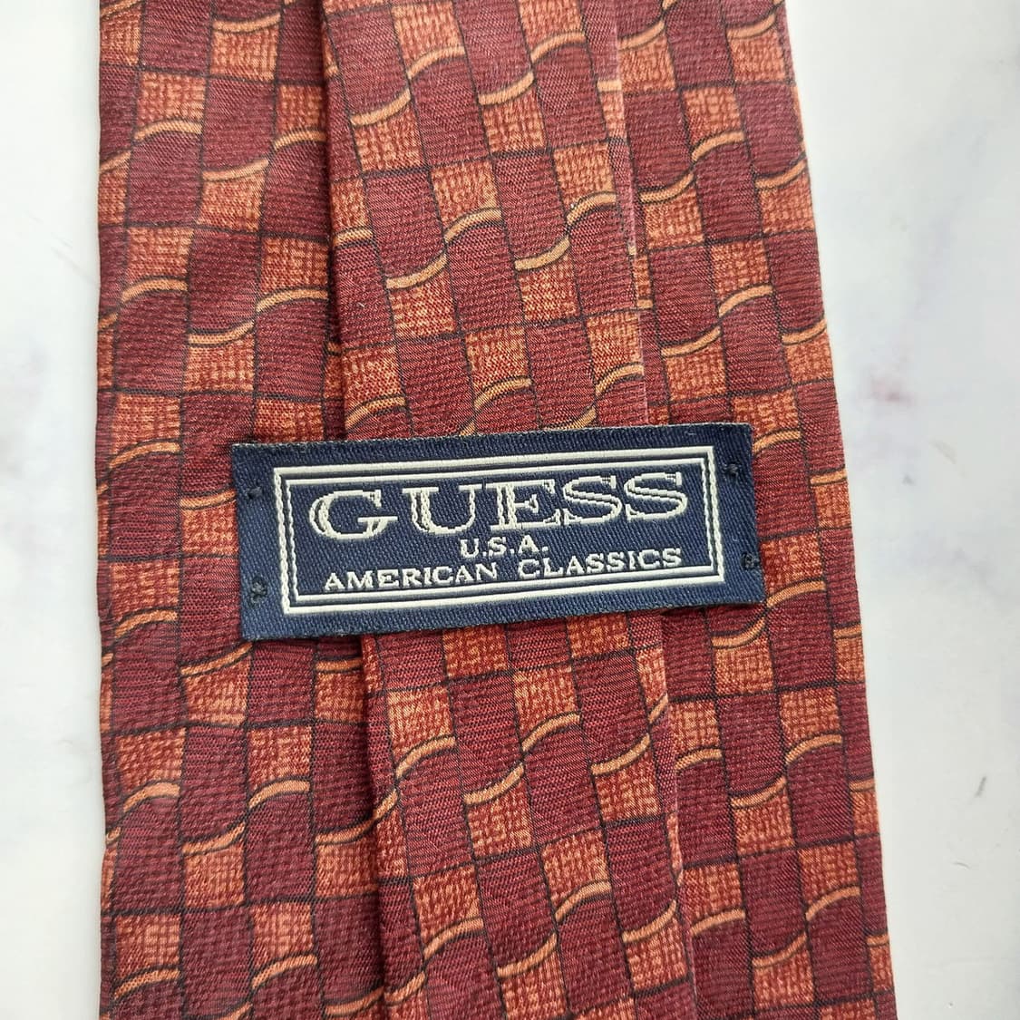 게스 실크 브라운 패턴 넥타이 10.1cm A+등급 K2284
 상품이미지8