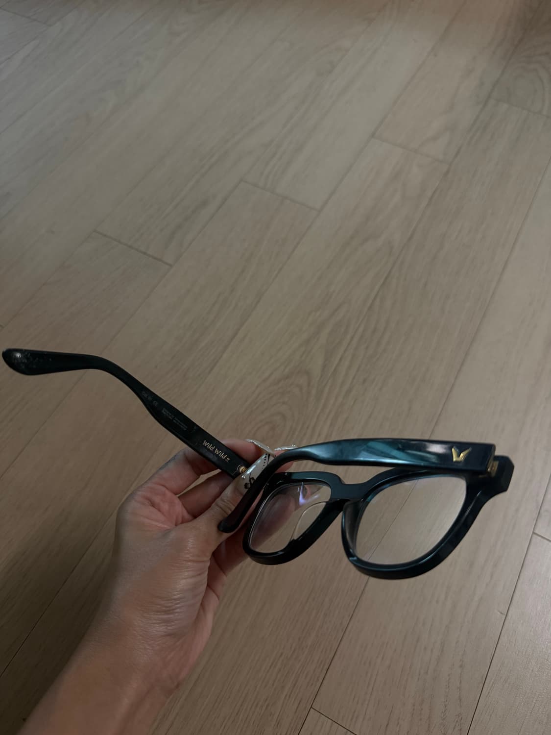 젠틀몬스터 상품이미지4